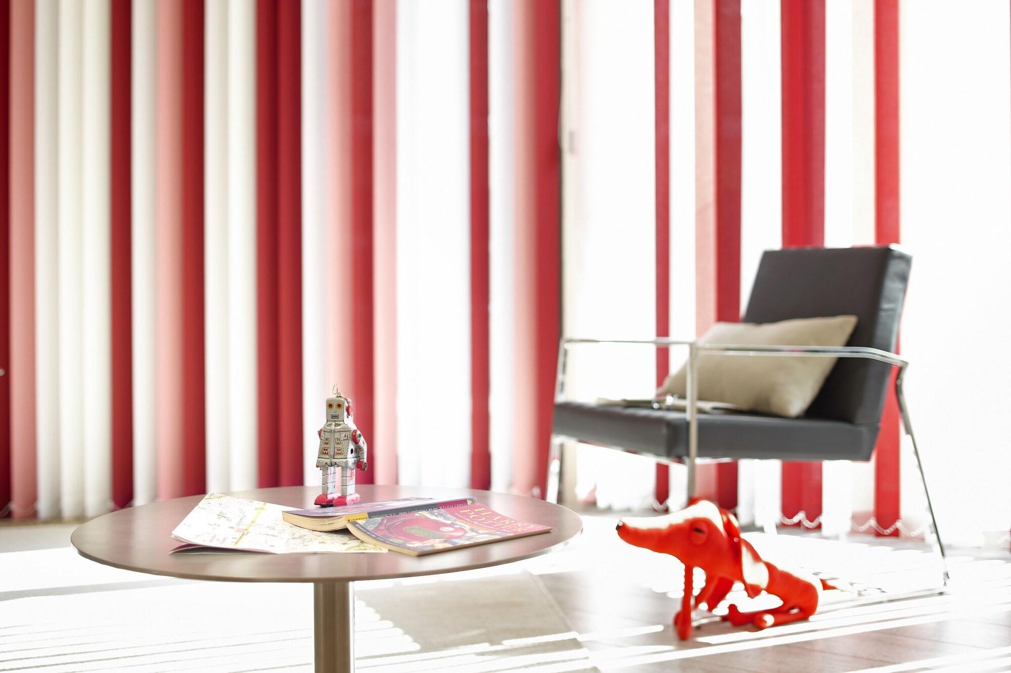 Limehome Barcelona Rector Triado Экстерьер фото