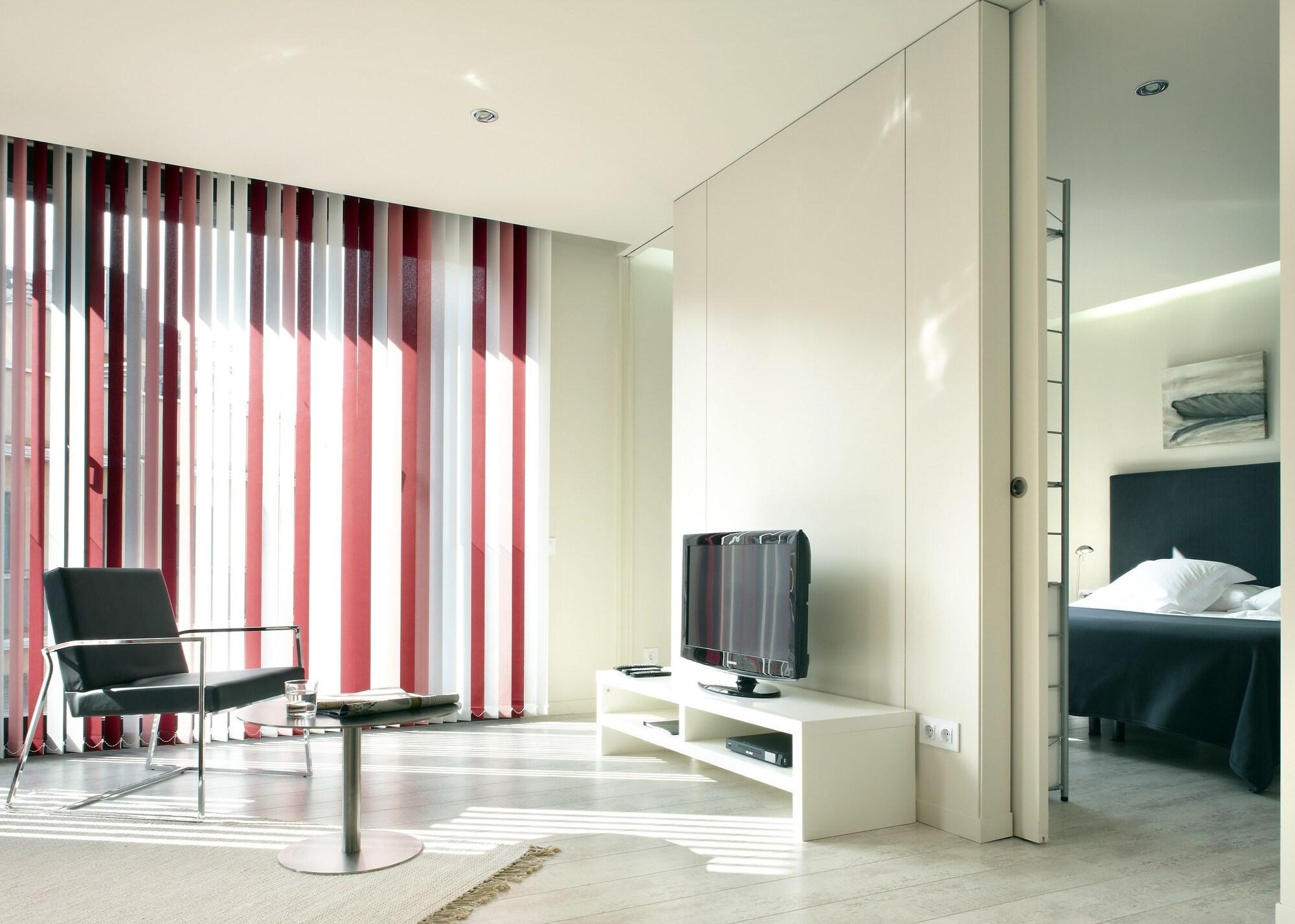 Limehome Barcelona Rector Triado Экстерьер фото
