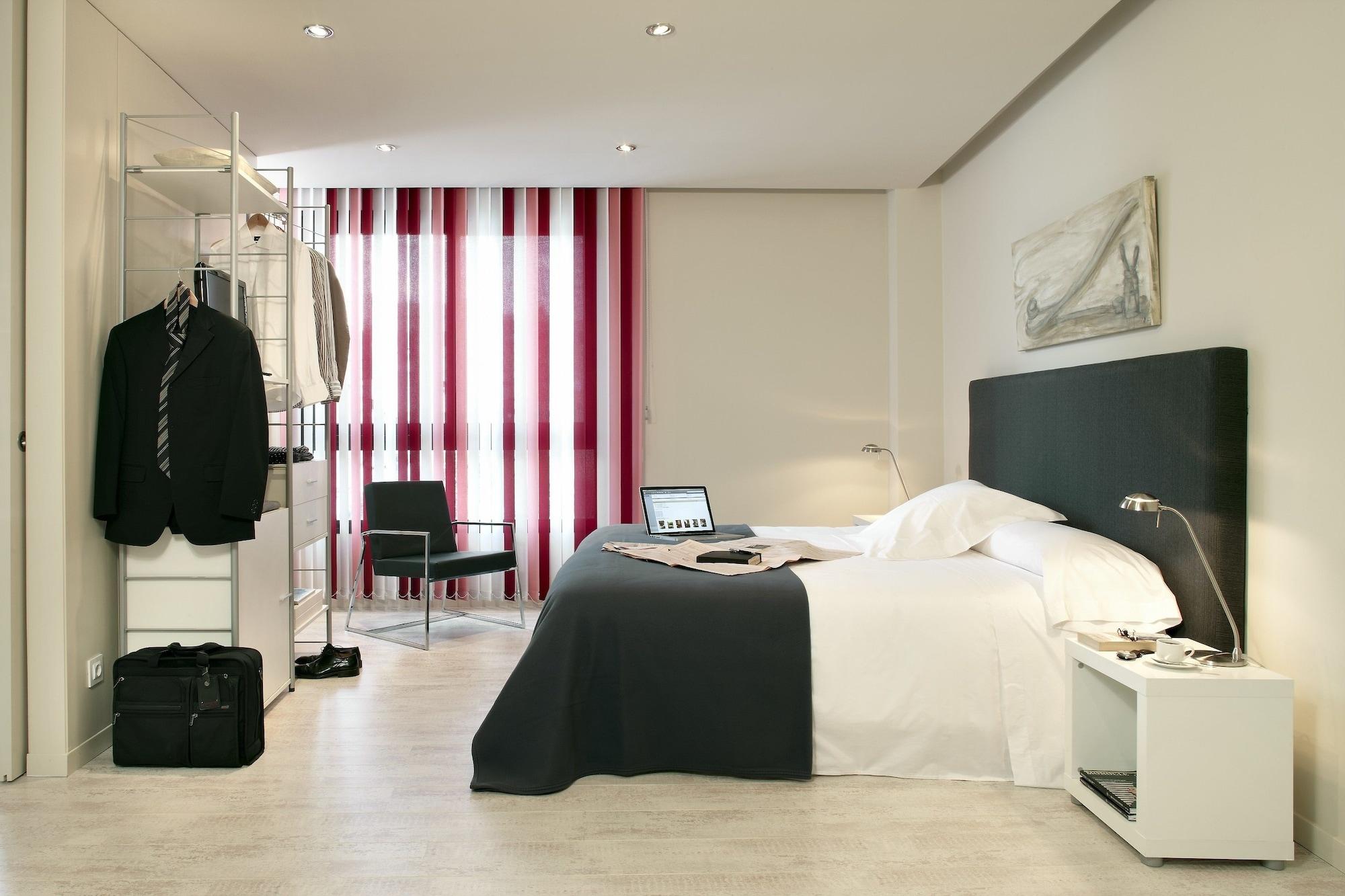 Limehome Barcelona Rector Triado Экстерьер фото